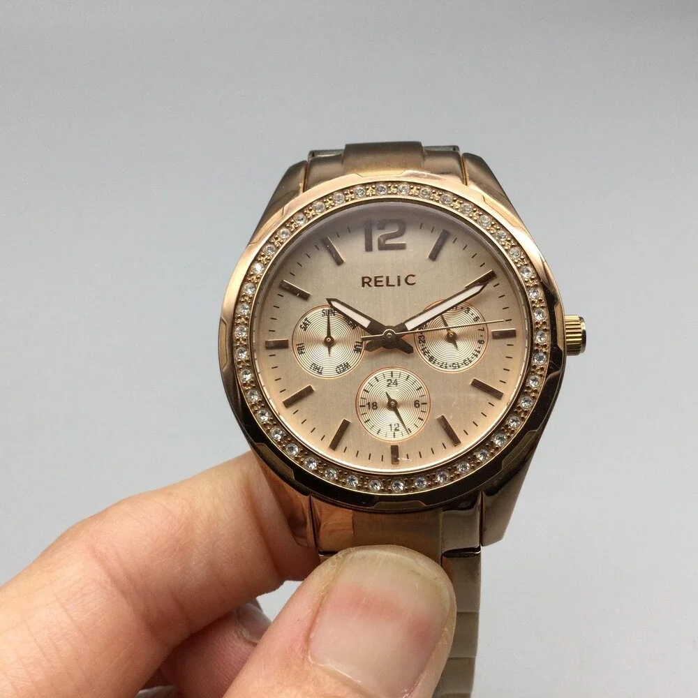 Relic Womens 37mm Gold Tone Watch Crystals Day Date Stainless New Battery 6.5